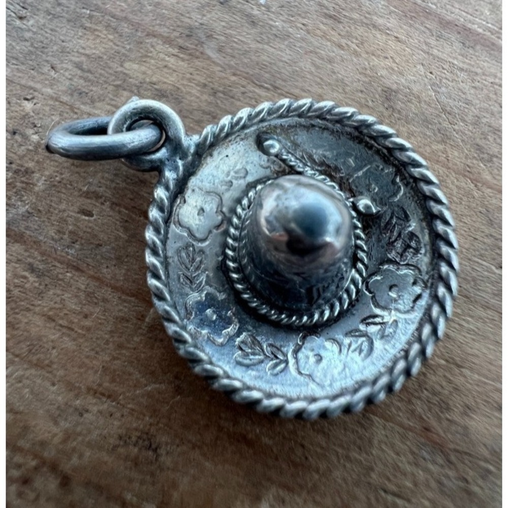 VTG 925 Sterling Silver Mexico Sombrero Hat Charm Pendant Floral Rope Signed JL